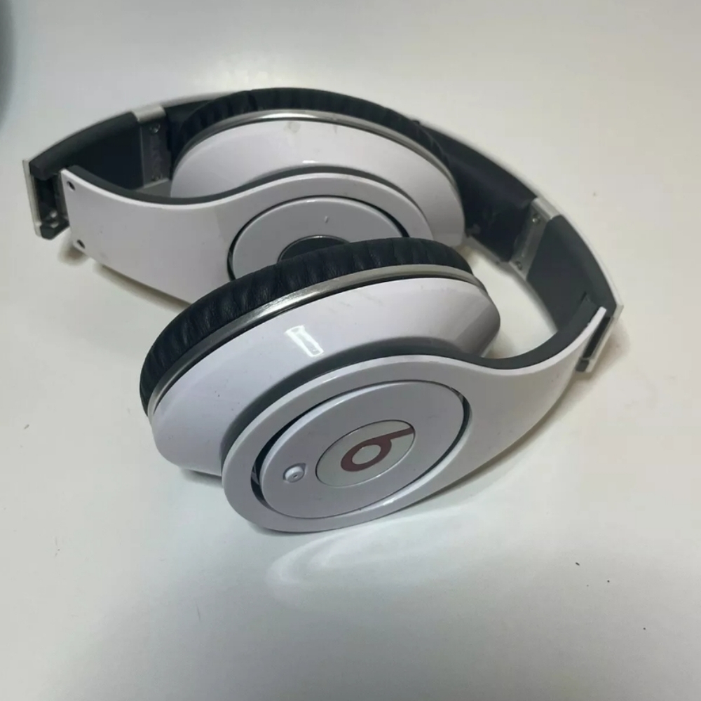 Beats by Dr. Dre Pro Over the Ear Headphones, working condition tested